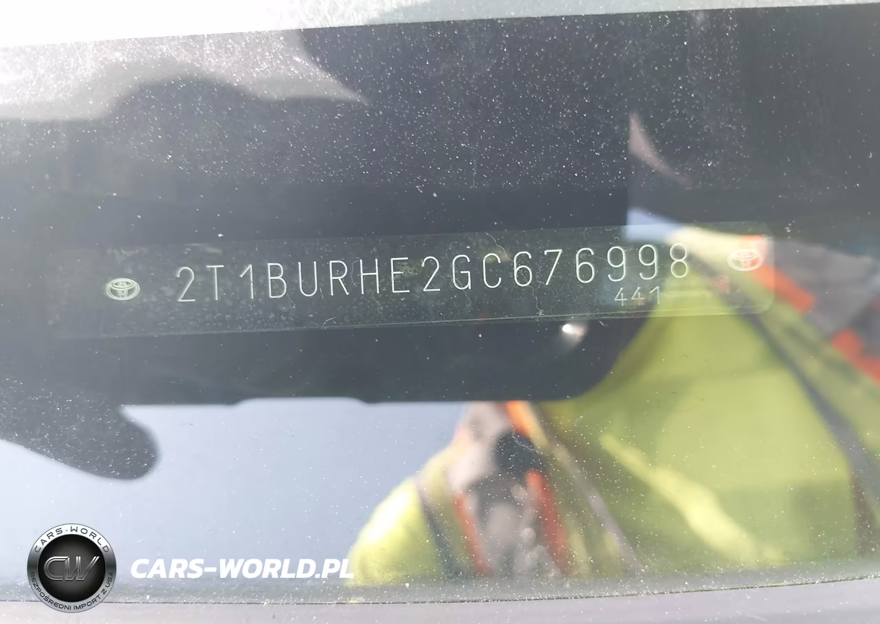 2016 Toyota Corolla Le VIN:2T1BURHE2GC676998 - 17