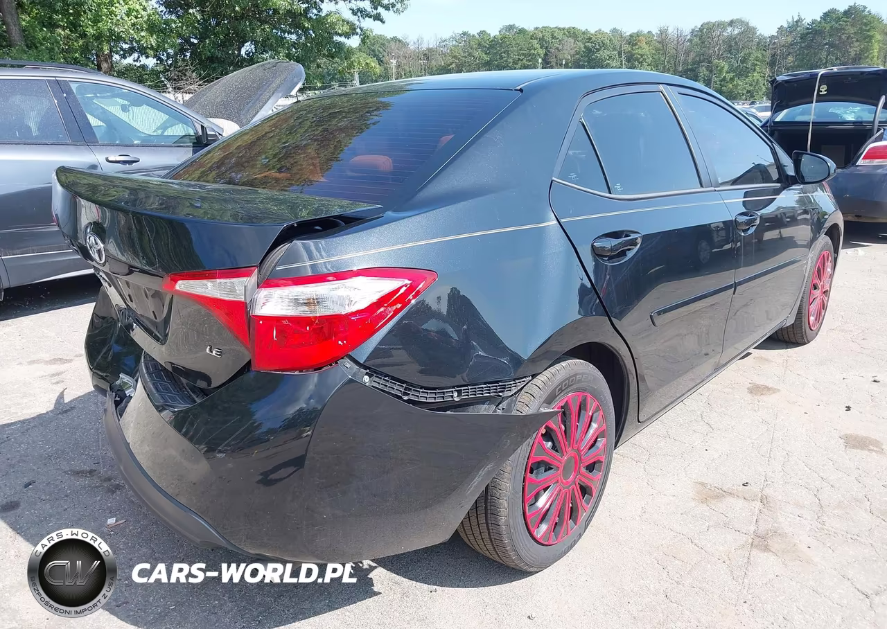 2016 Toyota Corolla Le VIN:2T1BURHE2GC676998 - 4