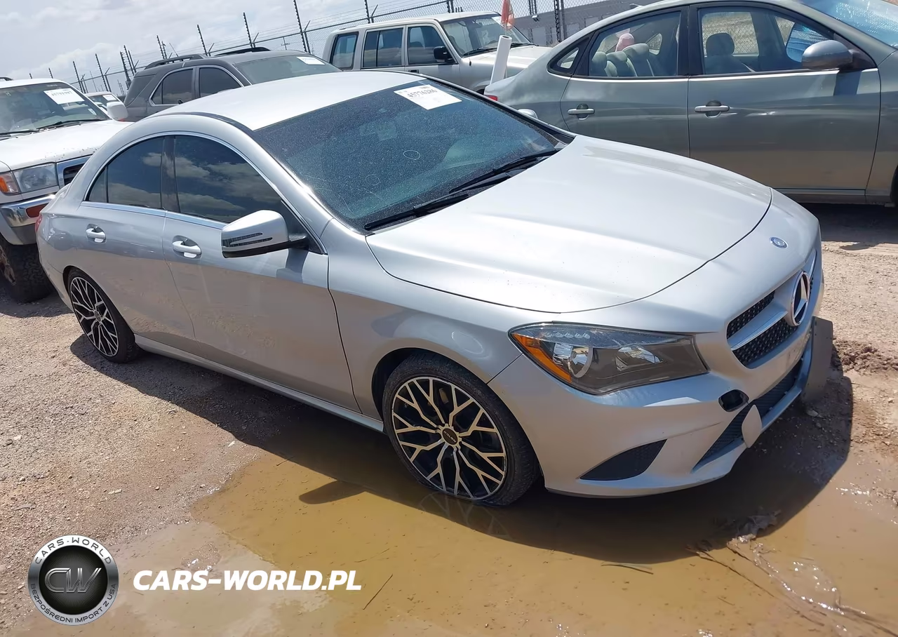 2016 Mercedes-Benz Cla 250 4Matic – zdjęcie 1 z 11
