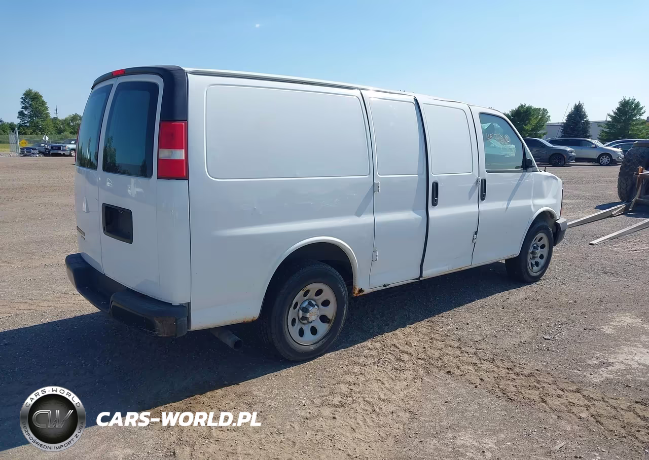2013 Chevrolet Express 1500 Work Van VIN:1GCSGAFX0D1151466 - 4
