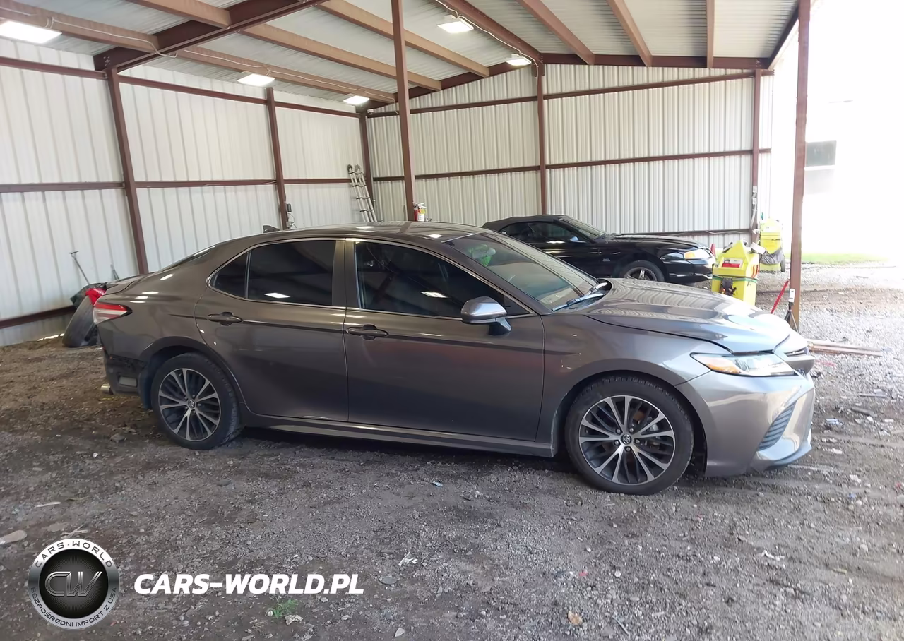 2020 Toyota Camry Se VIN:4T1G11AK3LU869766 - 13