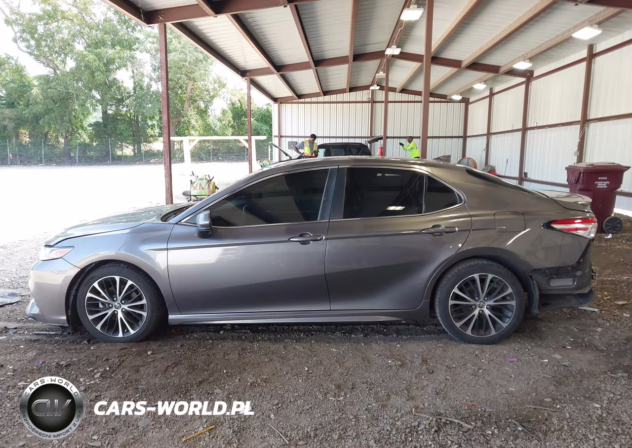 2020 Toyota Camry Se VIN:4T1G11AK3LU869766 - 14
