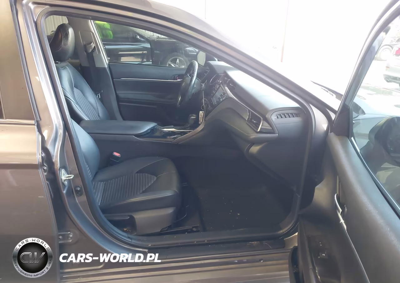 2020 Toyota Camry Se VIN:4T1G11AK3LU869766 - 5