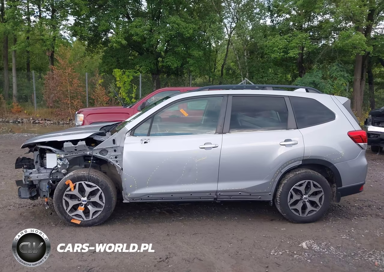 2019 Subaru Forester Premium VIN:JF2SKAGC1KH593706 - 14