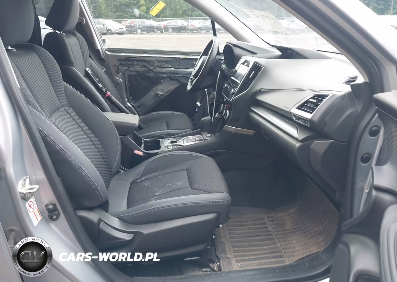 2019 Subaru Forester Premium VIN:JF2SKAGC1KH593706 - 5