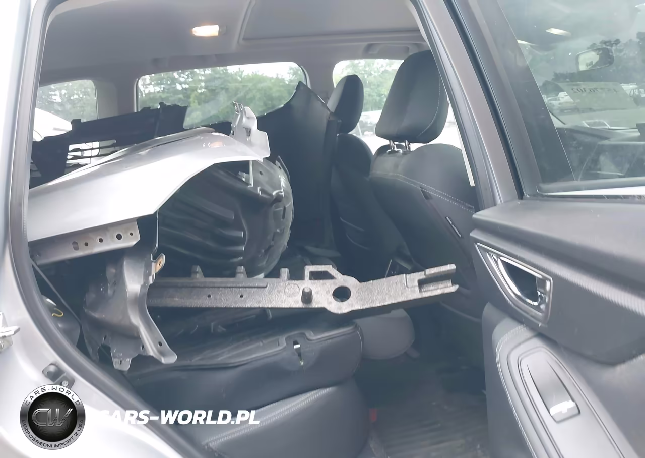 2019 Subaru Forester Premium VIN:JF2SKAGC1KH593706 - 8