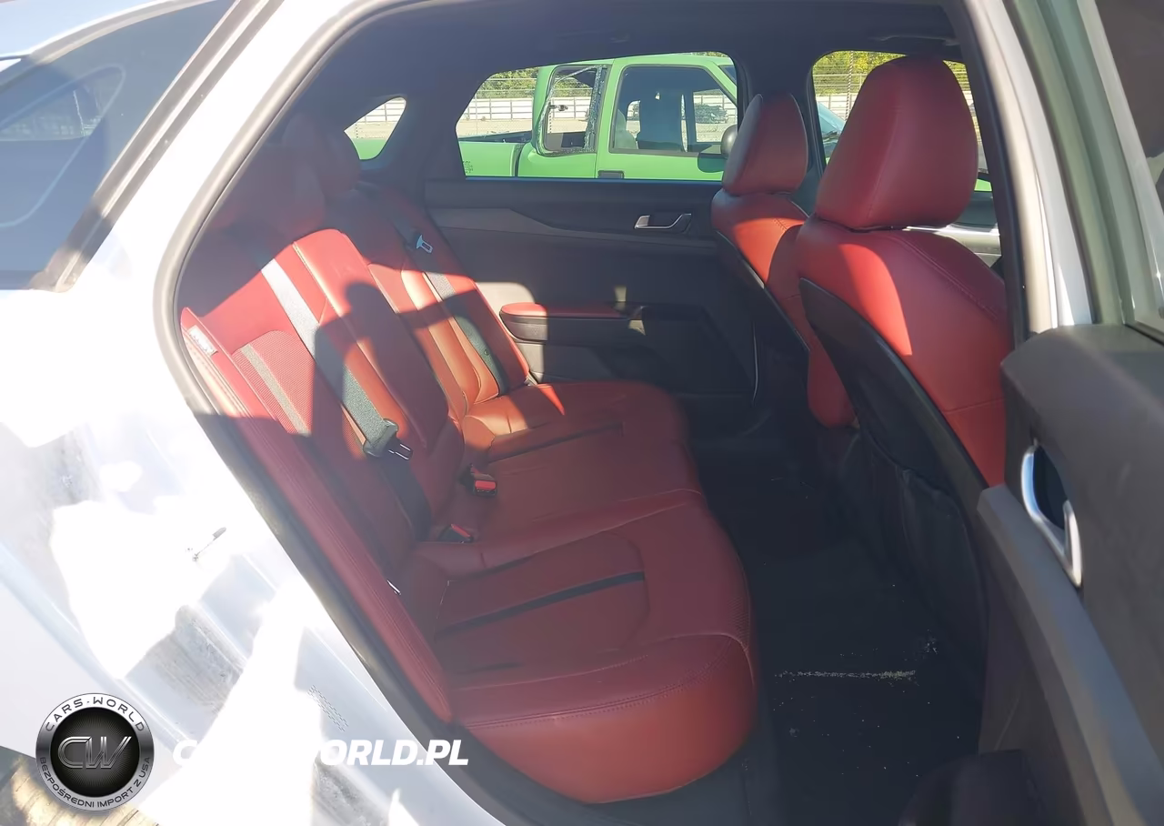 2024 Kia K5 Gt-Line VIN:5XXG64J22RG236200 - 8