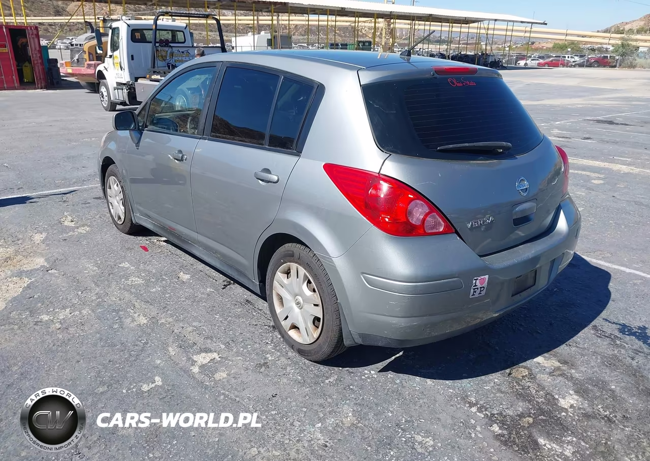 2011 Nissan Versa 1.8S VIN:3N1BC1CP3BL445100 - 3