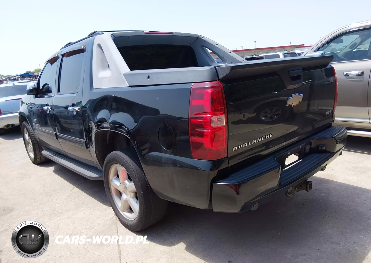 2010 Chevrolet Avalanche 1500 Ls VIN:3GNNCEE06AG278053 - 3