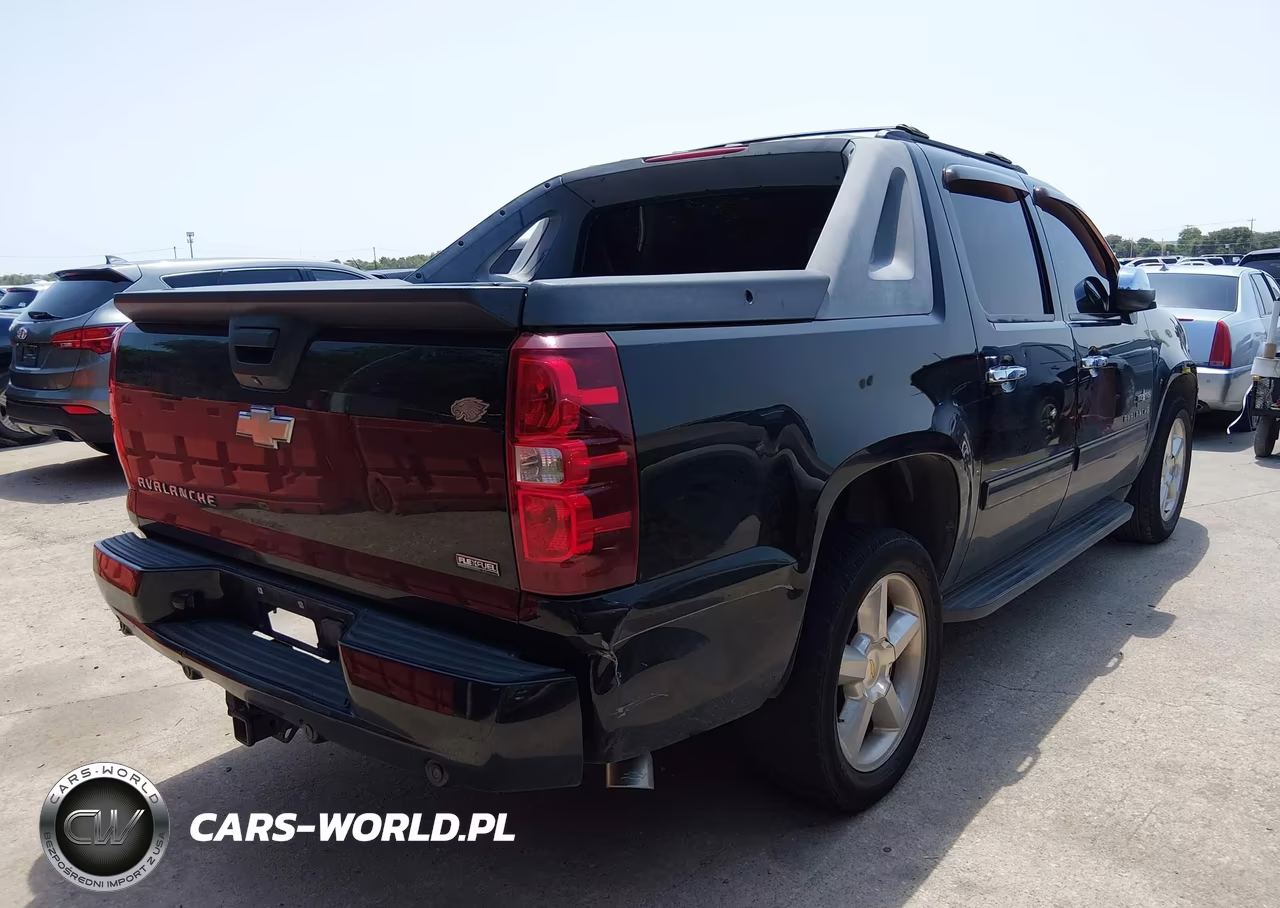 2010 Chevrolet Avalanche 1500 Ls VIN:3GNNCEE06AG278053 - 4