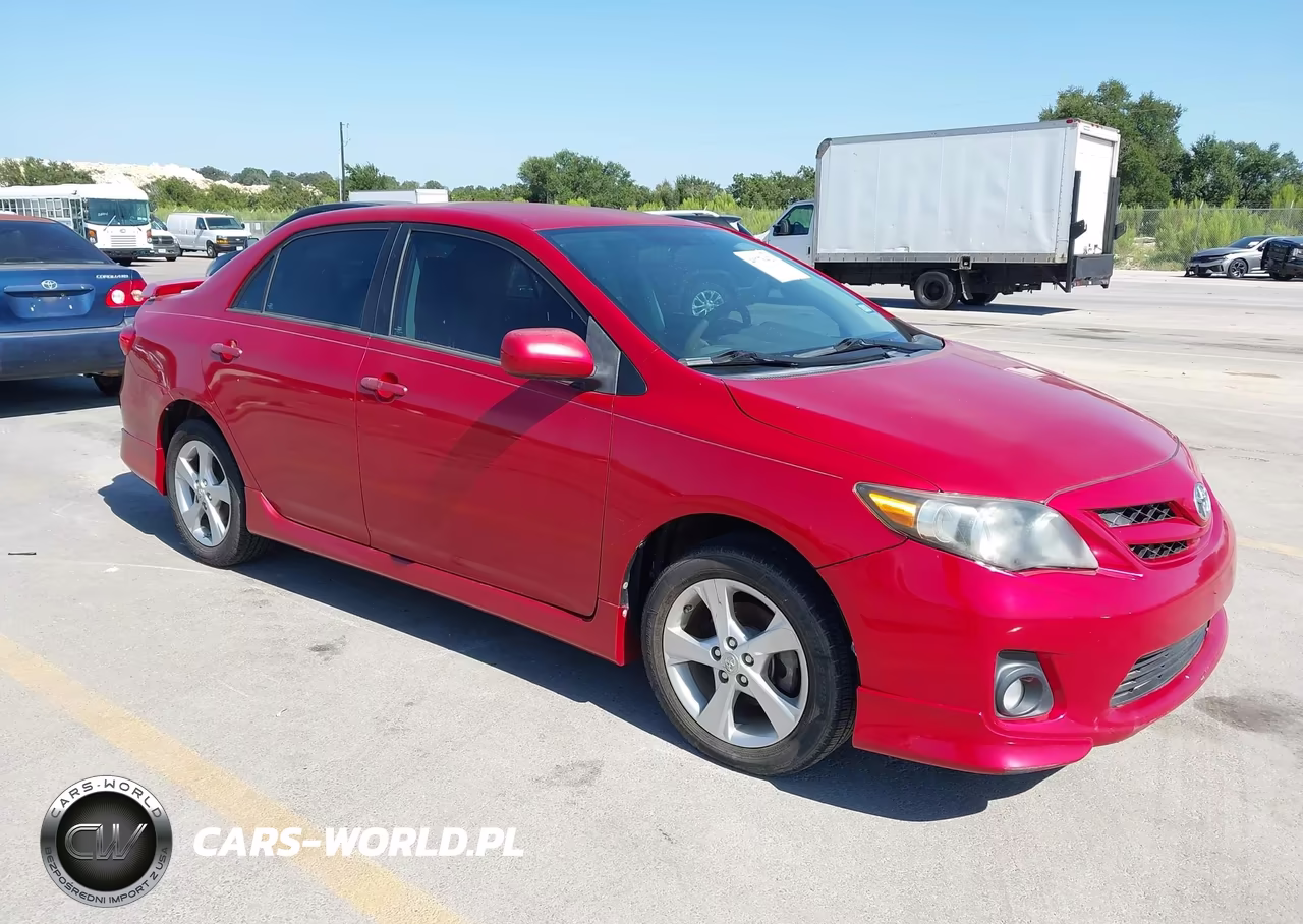 2013 Toyota Corolla S – zdjęcie 1 z 18