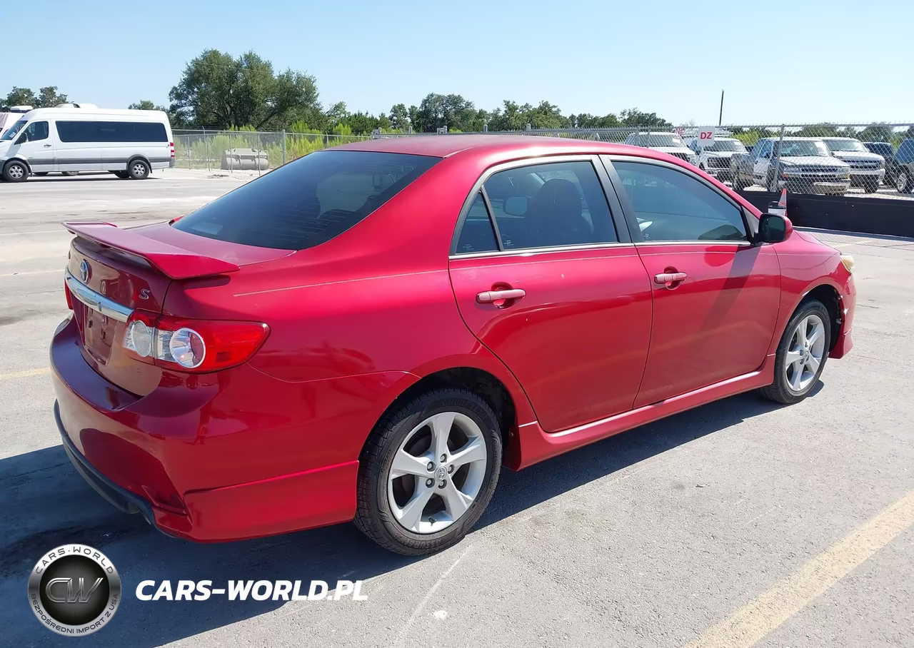 2013 Toyota Corolla S VIN:5YFBU4EEXDP223988 - 4