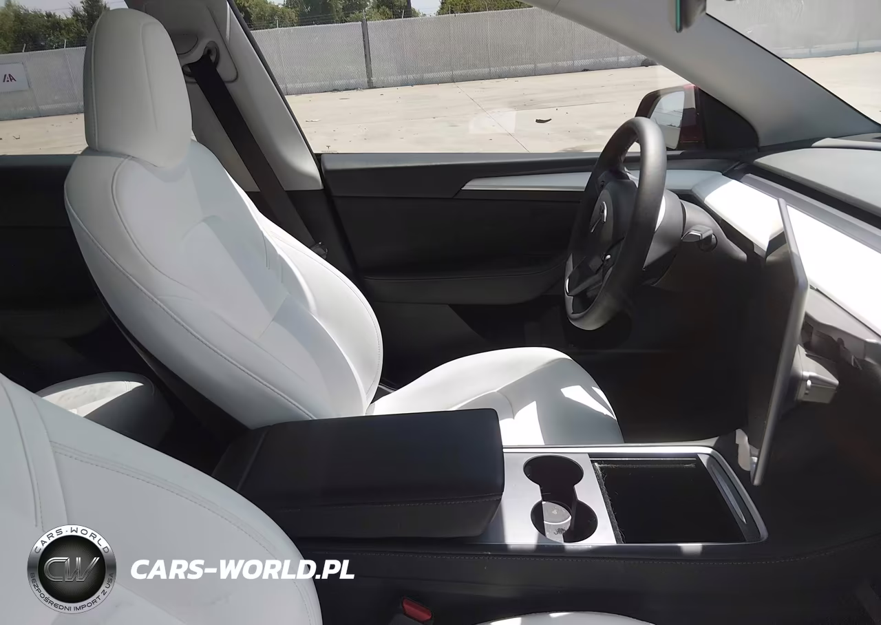 2023 Tesla Model Y Performance Dual Motor All-Wheel Drive VIN:7SAYGDEF2PF920777 - 5