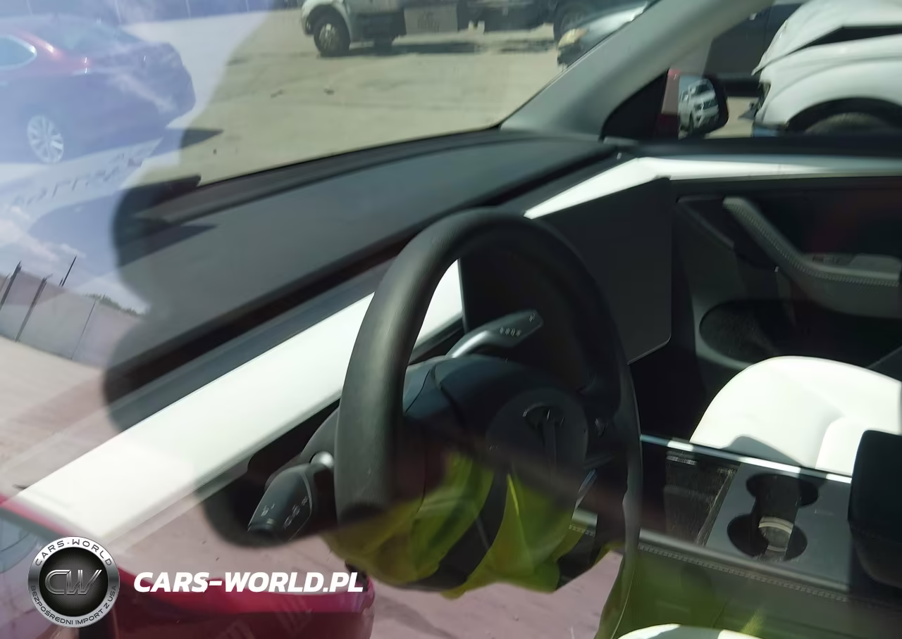 2023 Tesla Model Y Performance Dual Motor All-Wheel Drive VIN:7SAYGDEF2PF920777 - 7
