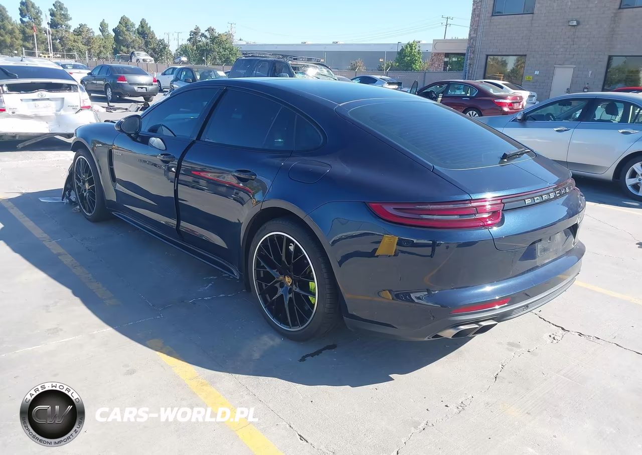 2018 Porsche Panamera E-Hybrid Turbo S VIN:WP0AH2A76JL145015 - 3