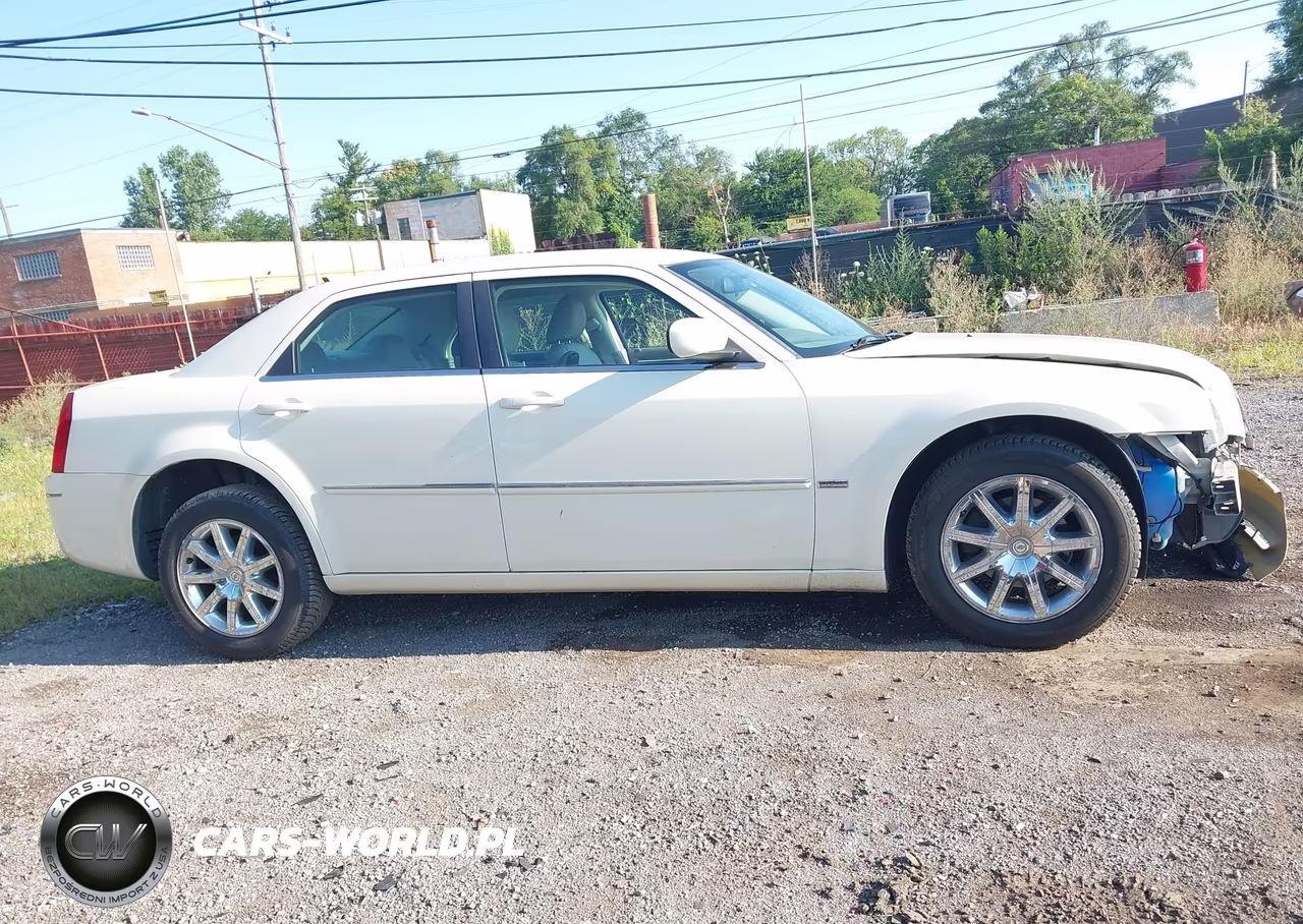 2009 Chrysler 300 Touring-Signature Series-Executive Series VIN:2C3KA53V69H601050 - 13
