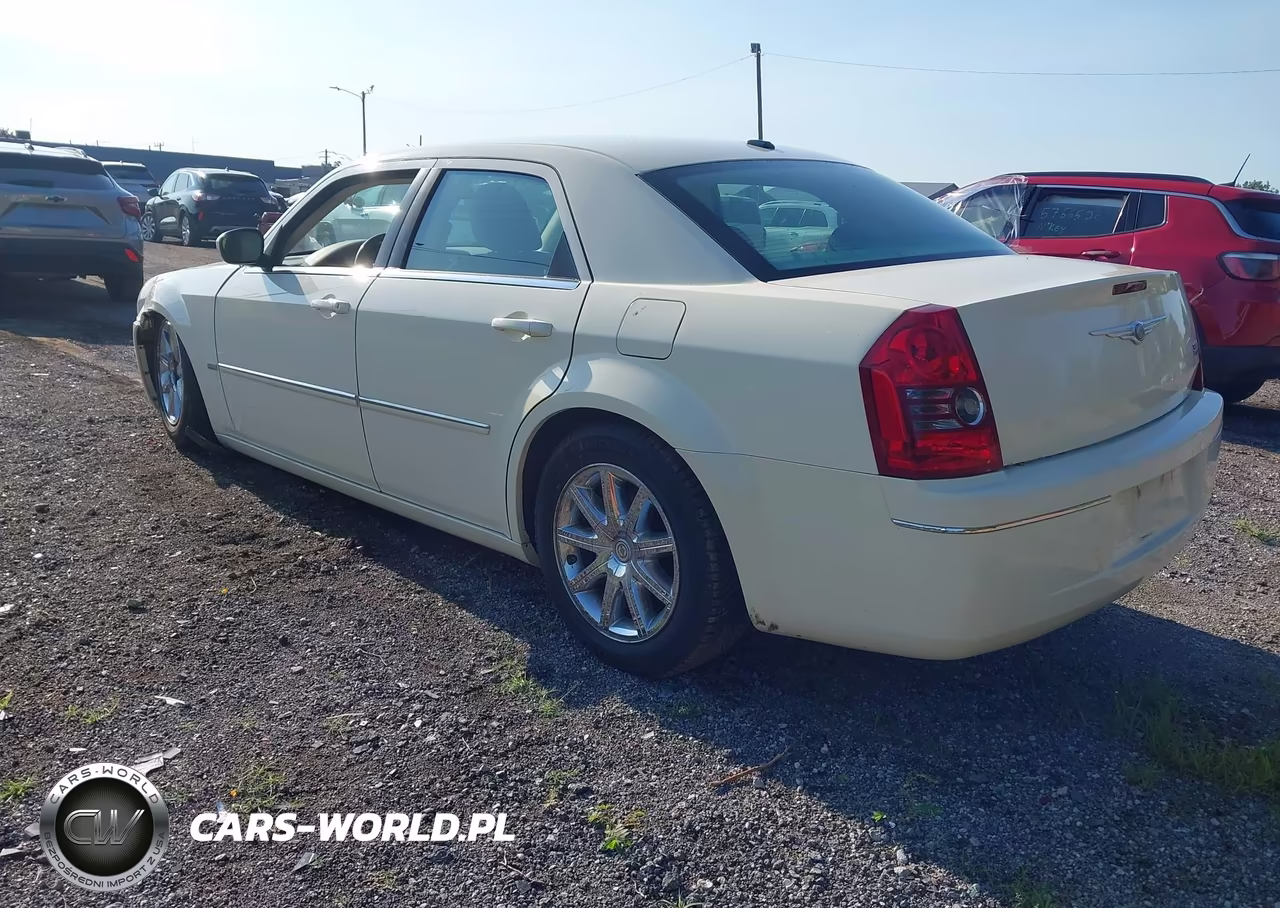 2009 Chrysler 300 Touring-Signature Series-Executive Series VIN:2C3KA53V69H601050 - 3