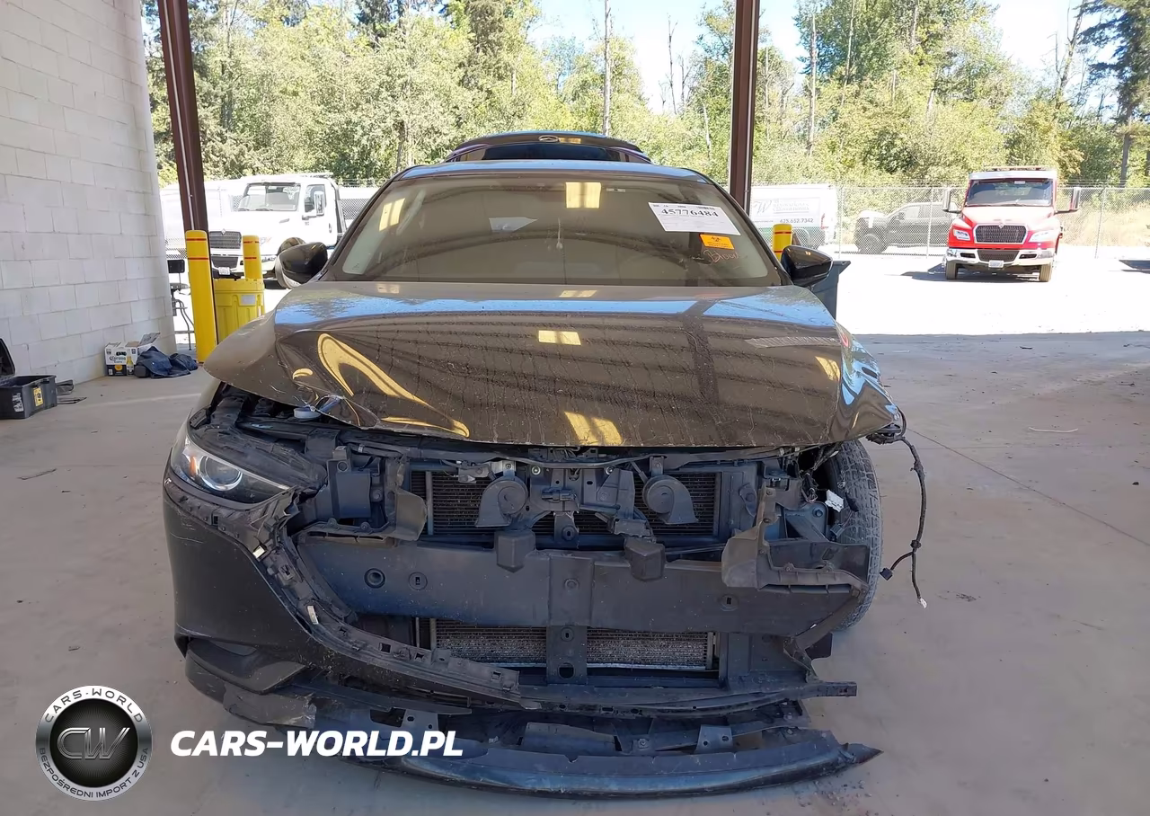 2019 Mazda 3 Preferred Plus VIN:JM1BPACL0K1111418 - 13