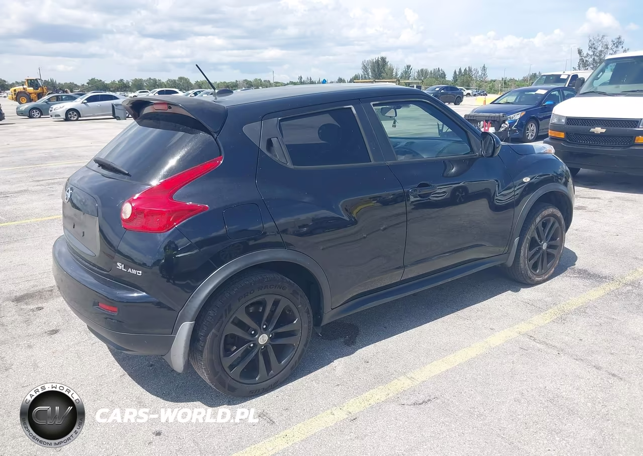 2011 Nissan Juke Sl VIN:JN8AF5MV8BT022873 - 4