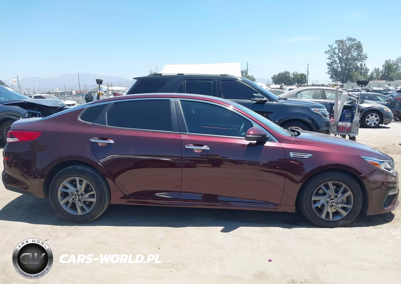 2019 Kia Optima Lx VIN:5XXGT4L36KG340340 - 14