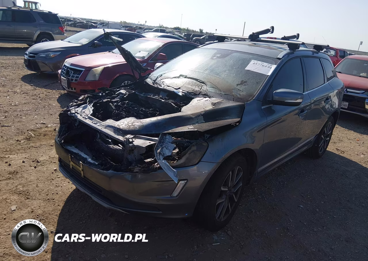 2016 Volvo Xc60 T5 Drive-E Premier VIN:YV440MDK4G2821926 - 2