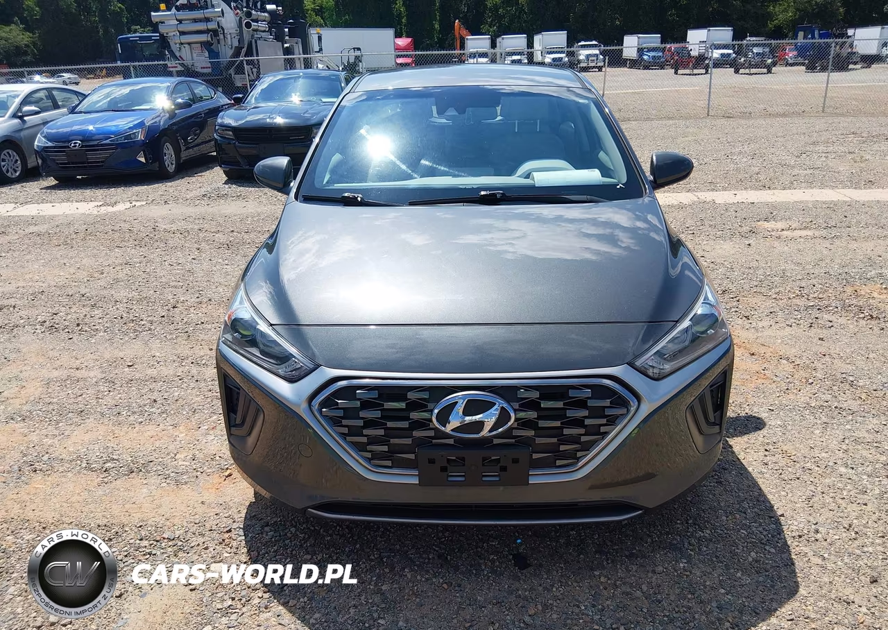 2020 Hyundai Ioniq Hybrid Blue VIN:KMHC65LC2LU218772 - 12