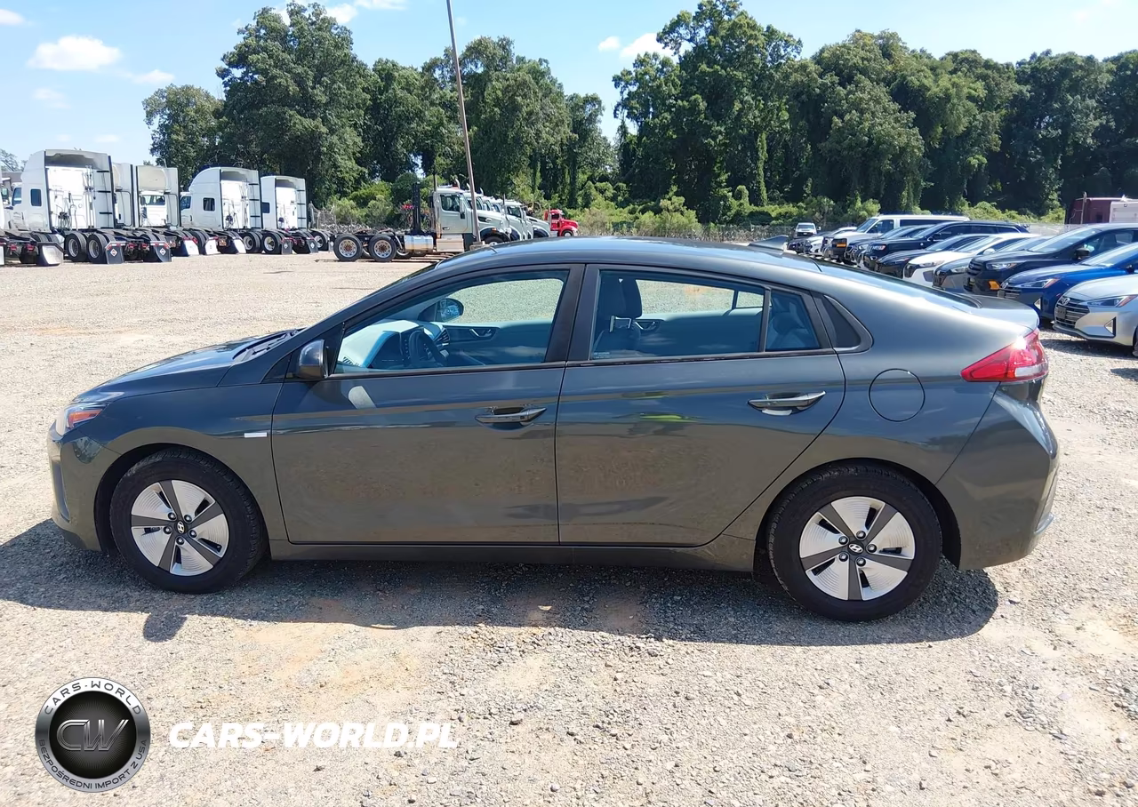 2020 Hyundai Ioniq Hybrid Blue VIN:KMHC65LC2LU218772 - 14