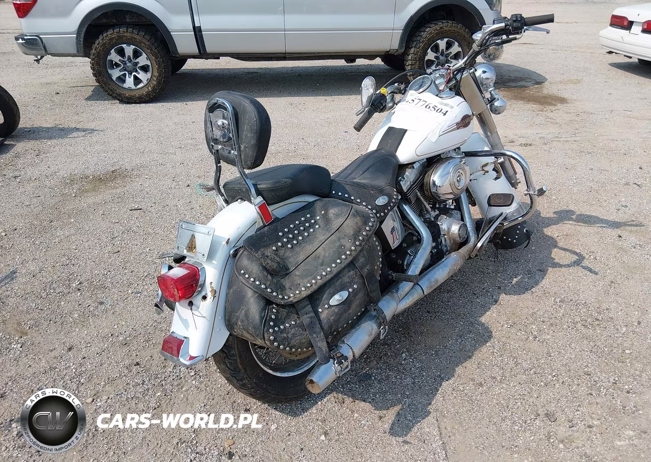 2007 Harley-Davidson Flstc VIN:1HD1BW5127Y018108 - 4
