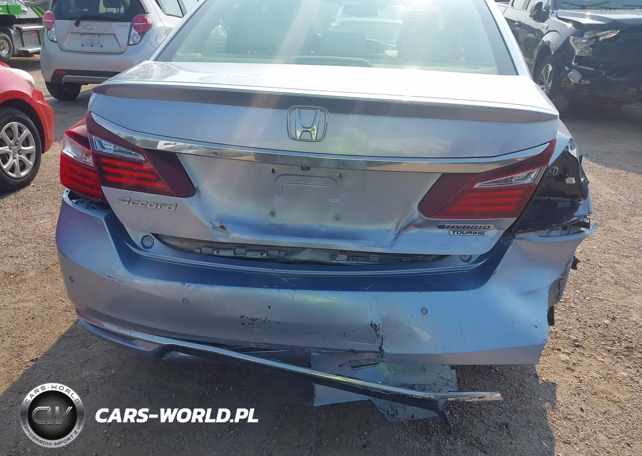 2017 Honda Accord Hybrid Touring VIN:JHMCR6F74HC025647 - 18