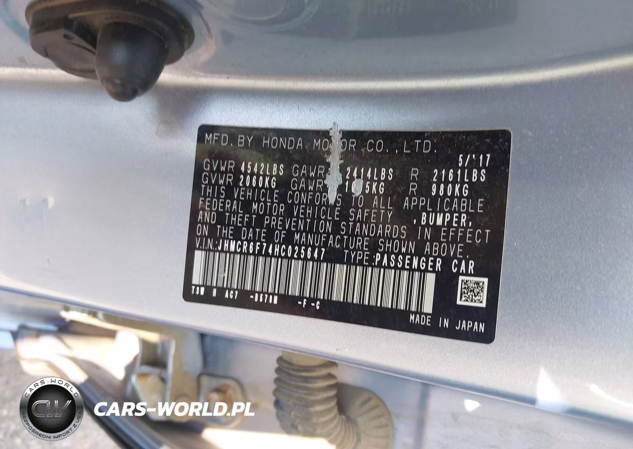 2017 Honda Accord Hybrid Touring VIN:JHMCR6F74HC025647 - 9