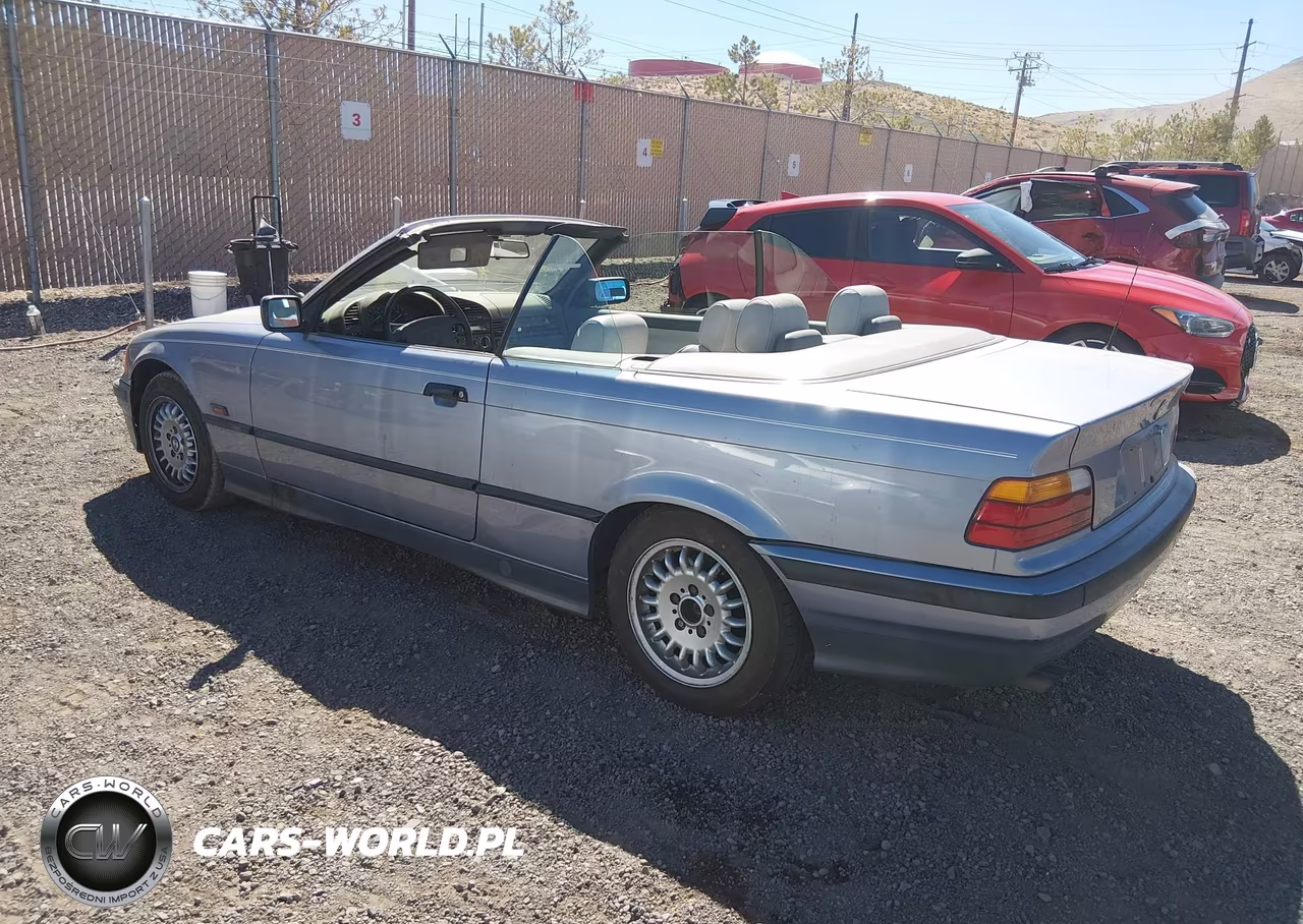 1995 BMW 325 Ic Automatic VIN:WBABJ632XSJD42476 - 3