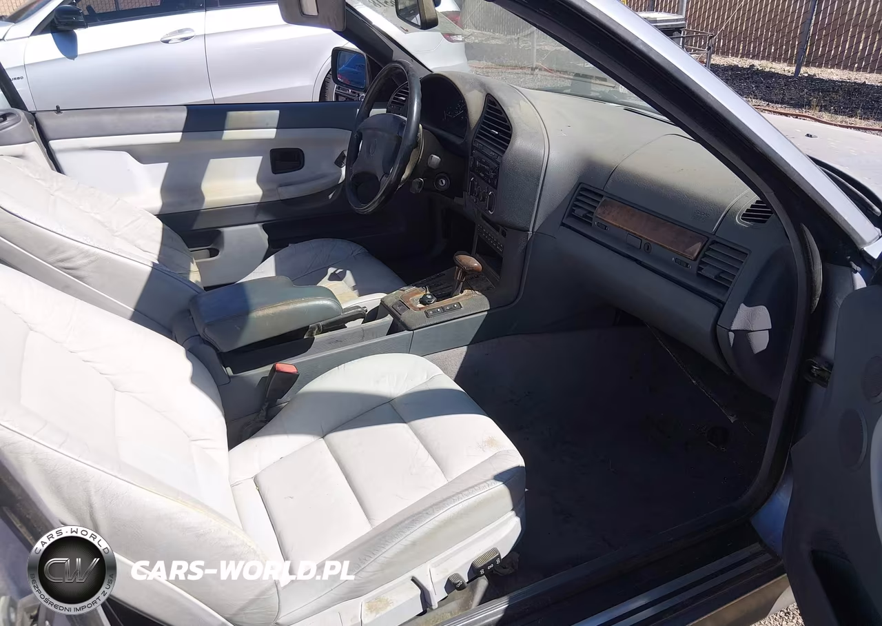 1995 BMW 325 Ic Automatic VIN:WBABJ632XSJD42476 - 5