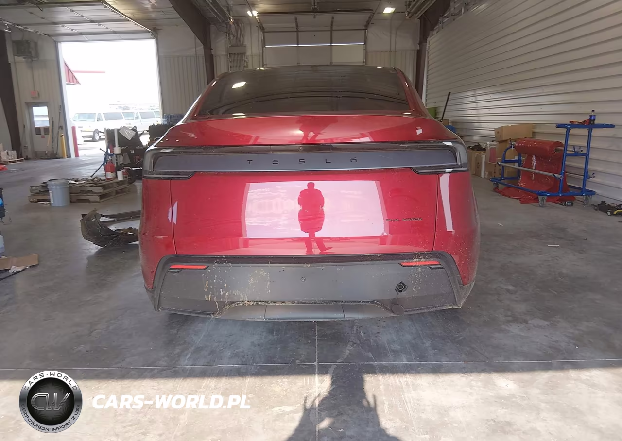 2026 Tesla Model Y All-Wheel Drive-Long Range Launch Series-Premium All-Wheel Drive VIN:7SAYGDEE3TA697955 - 17