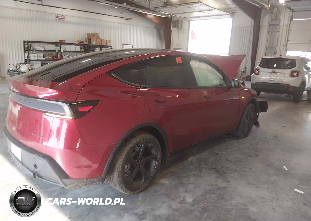 2026 Tesla Model Y All-Wheel Drive-Long Range Launch Series-Premium All-Wheel Drive VIN:7SAYGDEE3TA697955 - 4
