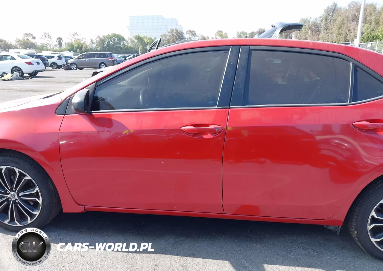 2015 Toyota Corolla S Plus VIN:5YFBURHE8FP353568 - 14