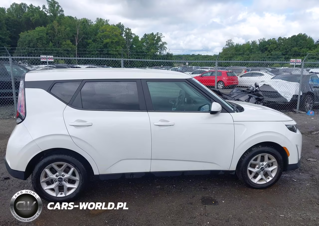 2023 Kia Soul Lx VIN:KNDJ23AU9P7879470 - 13