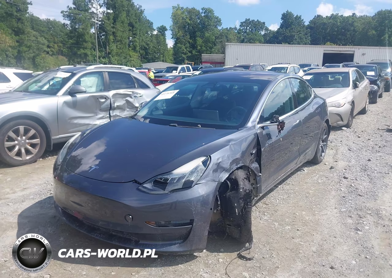2018 Tesla Model 3 Long Range-Mid Range VIN:5YJ3E1EA1JF041729 - 2