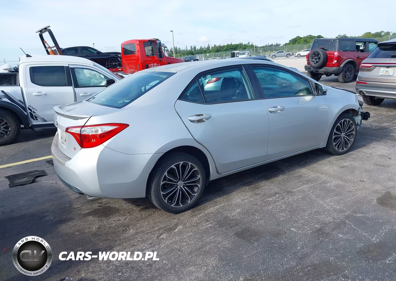 2014 Toyota Corolla S Plus VIN:5YFBURHE3EP134158 - 4