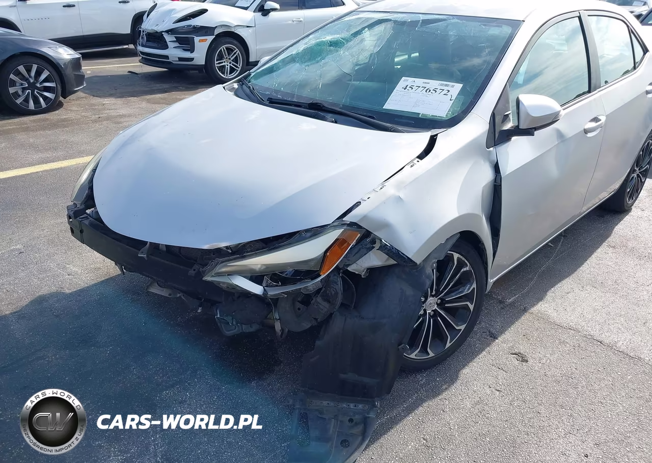 2014 Toyota Corolla S Plus VIN:5YFBURHE3EP134158 - 6