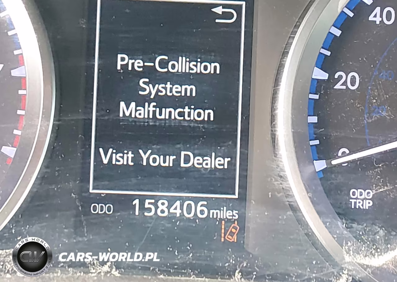 2018 Toyota Highlander Le VIN:5TDBZRFH2JS868287 - 16