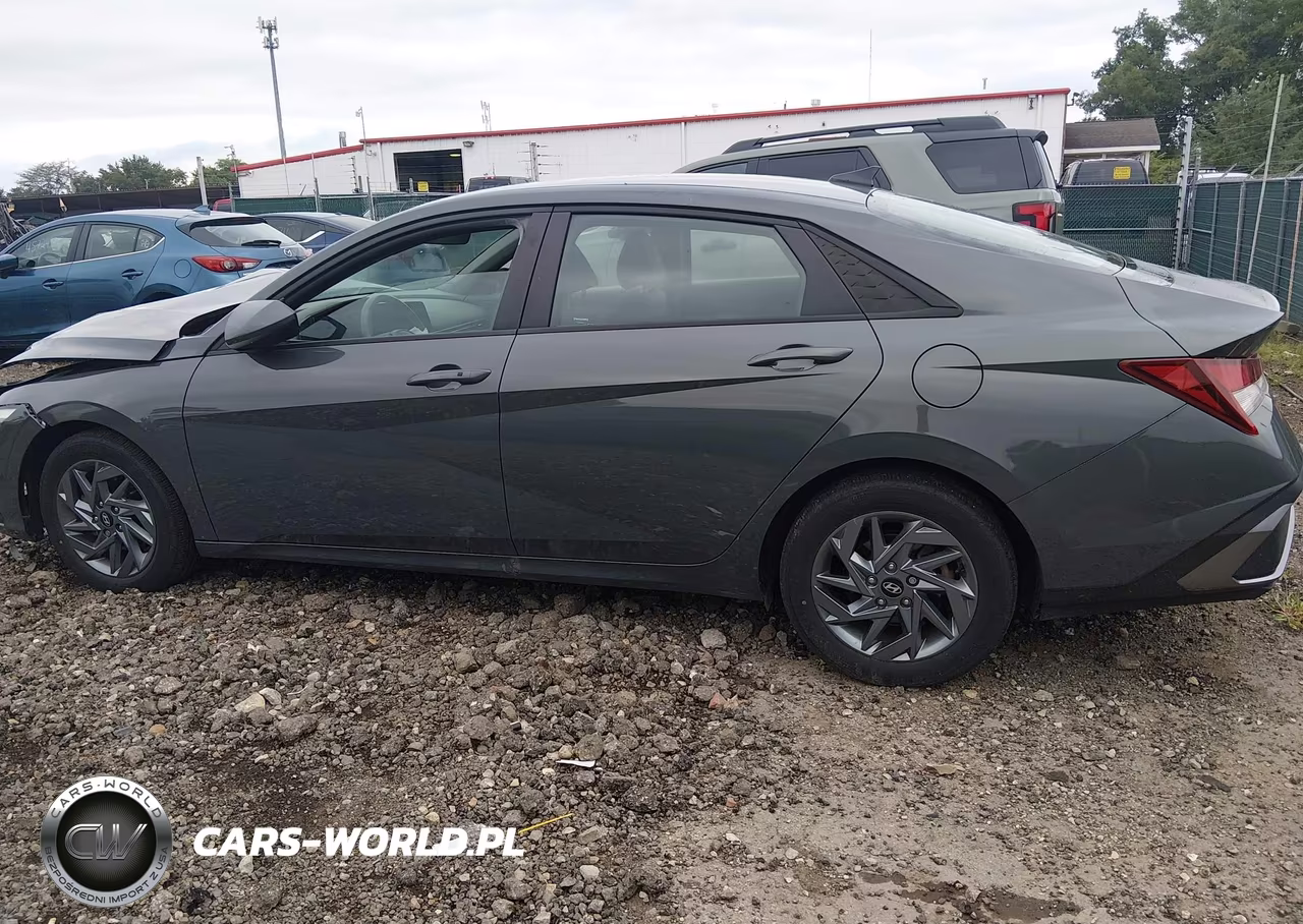 2024 Hyundai Elantra Sel VIN:KMHLM4DG5RU768901 - 14