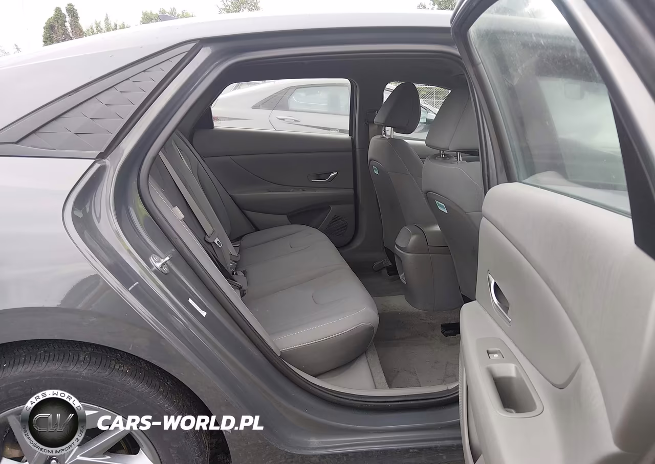 2024 Hyundai Elantra Sel VIN:KMHLM4DG5RU768901 - 8