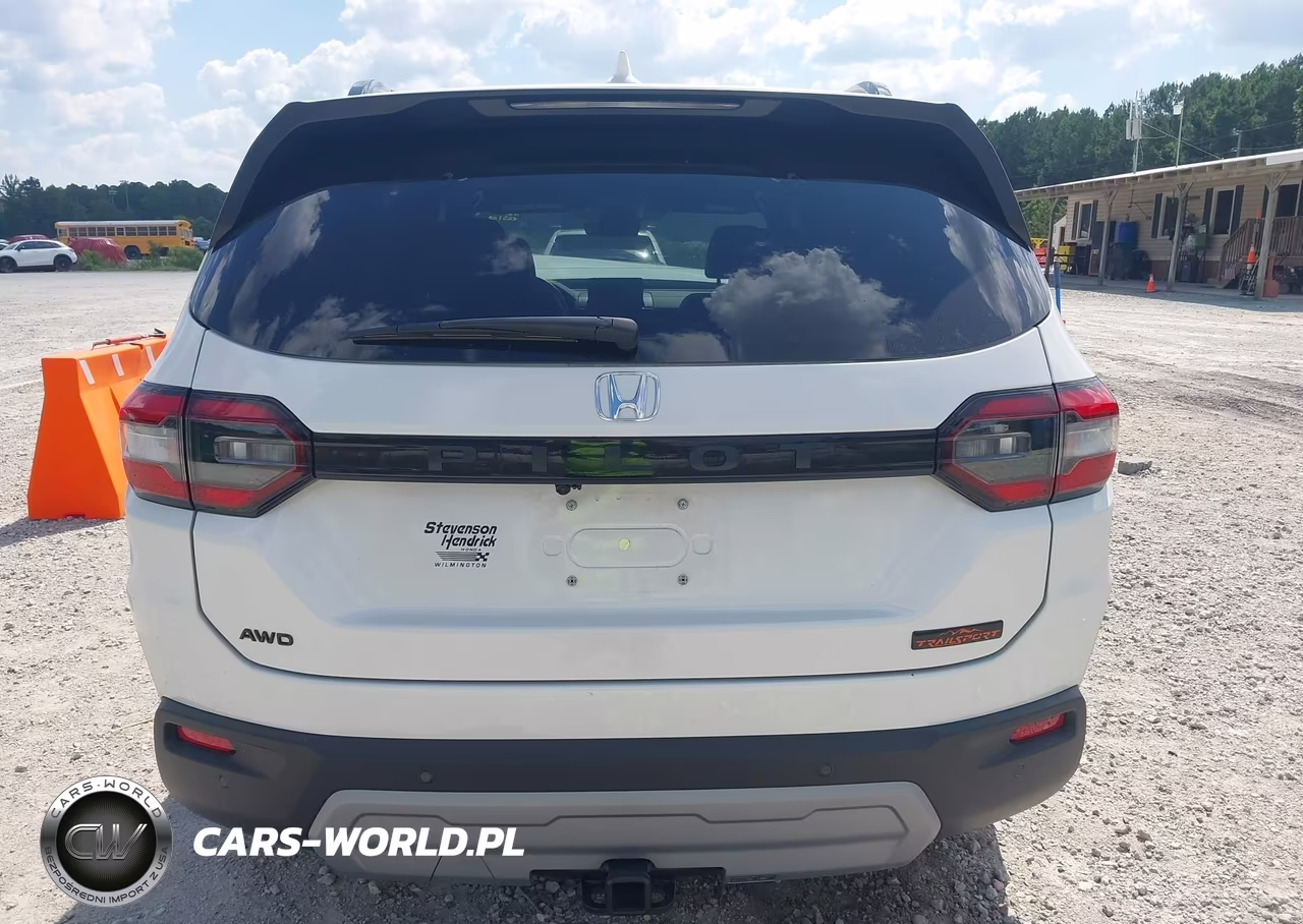 2025 Honda Pilot Trailsport VIN:5FNYG1H6XSB175647 - 16