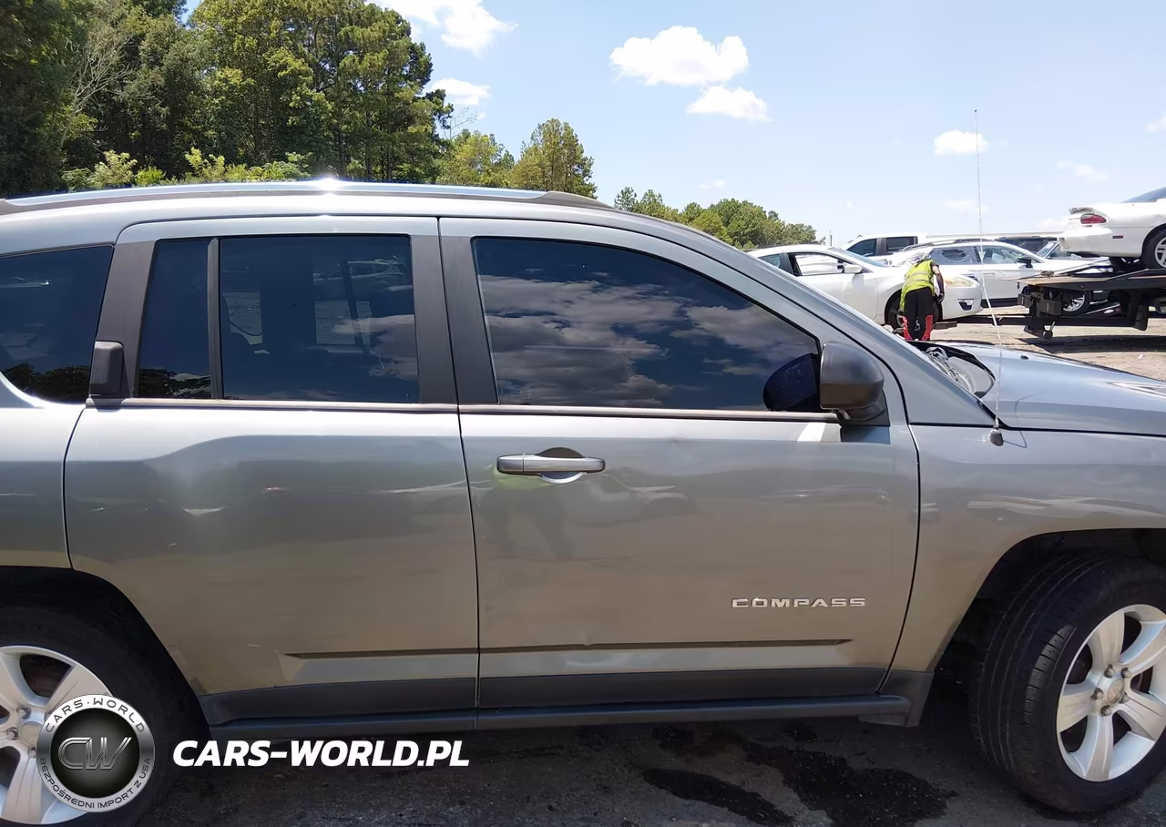 2014 Jeep Compass Sport VIN:1C4NJCBA2ED504169 - 13