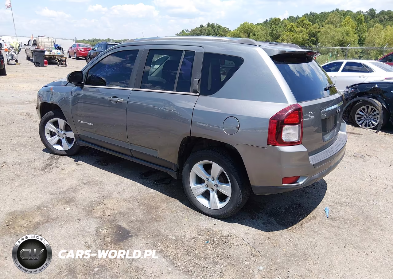 2014 Jeep Compass Sport VIN:1C4NJCBA2ED504169 - 3