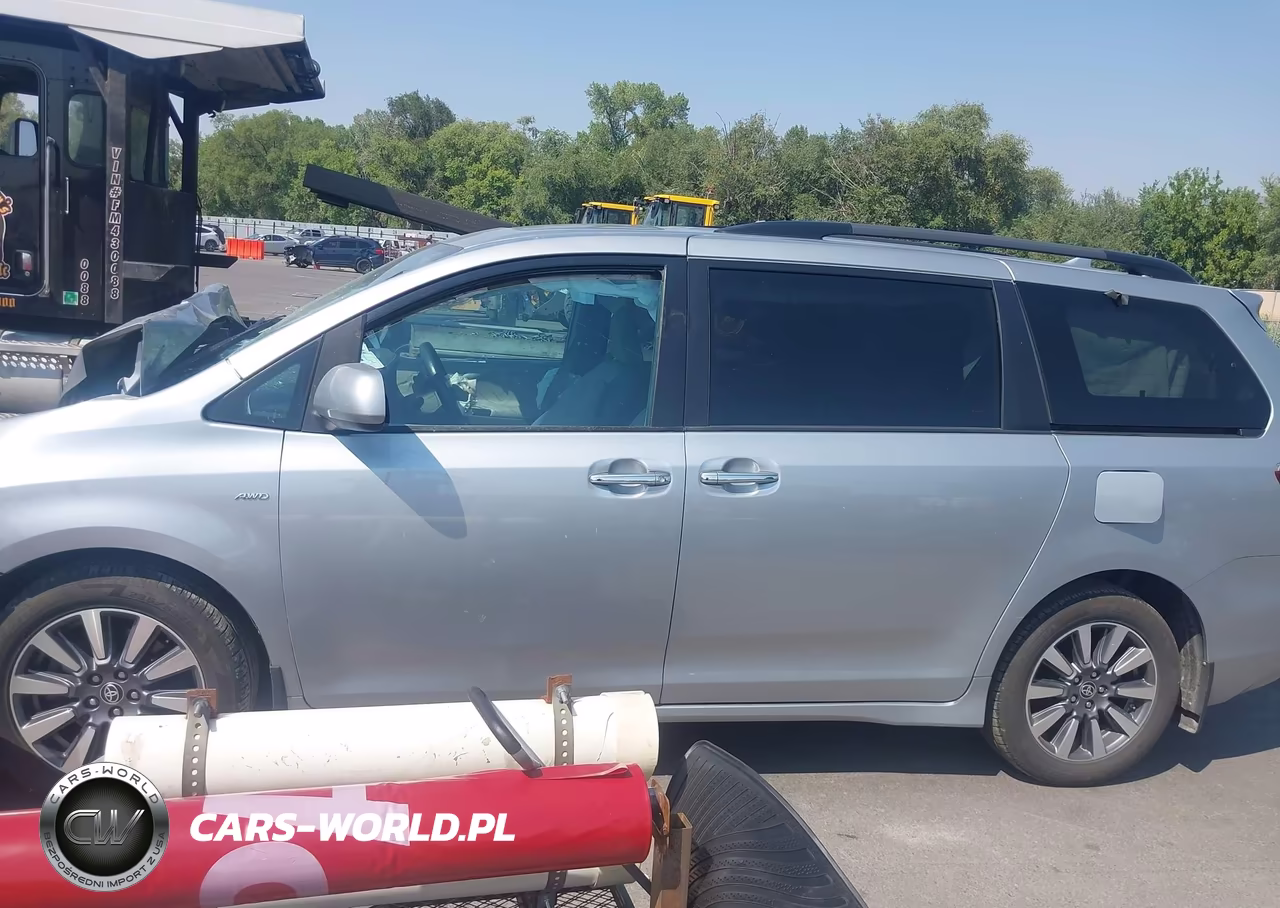 2020 Toyota Sienna Xle VIN:5TDDZ3DC8LS251850 - 14