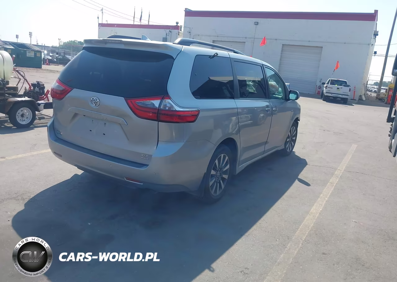 2020 Toyota Sienna Xle VIN:5TDDZ3DC8LS251850 - 4