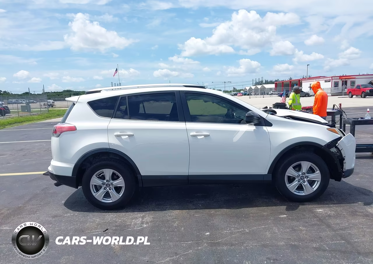 2018 Toyota Rav4 Le VIN:JTMZFREV8JJ728918 - 13