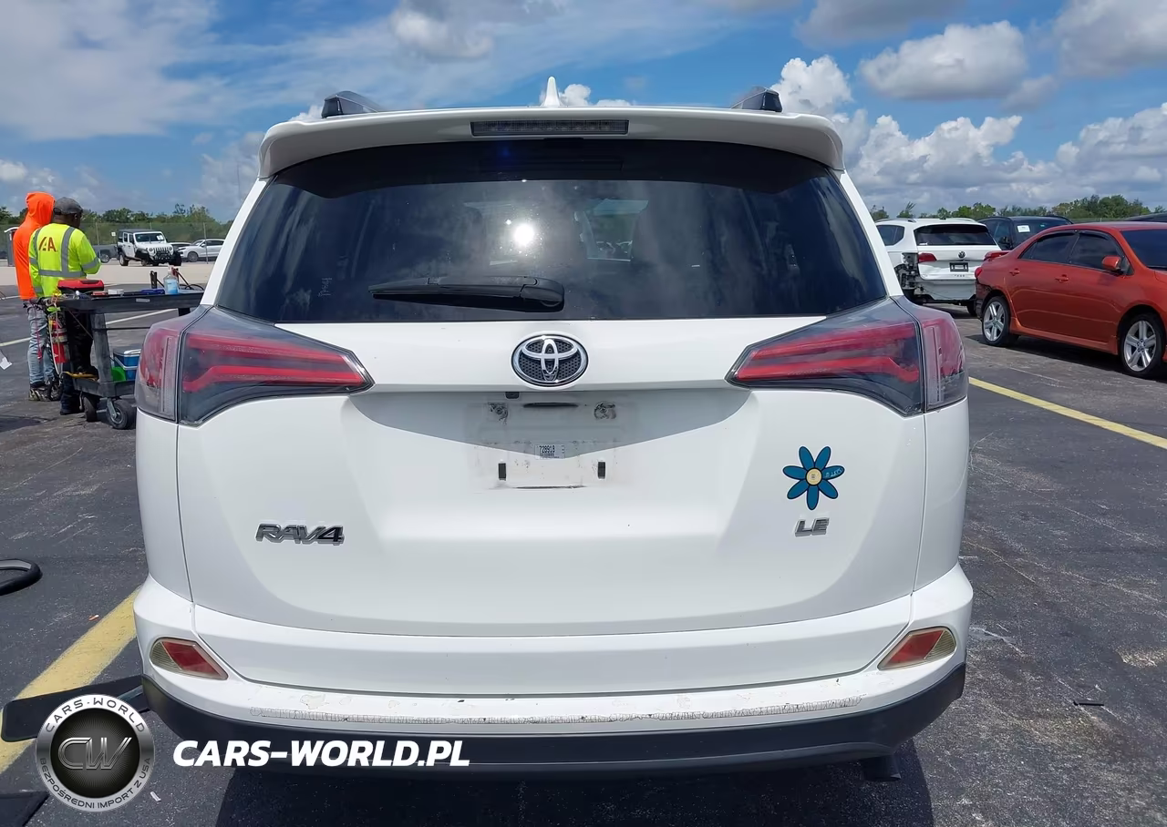 2018 Toyota Rav4 Le VIN:JTMZFREV8JJ728918 - 16