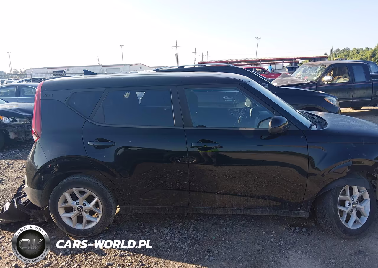 2020 Kia Soul S VIN:KNDJ23AU4L7008003 - 13